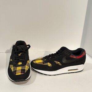 Nike Black and Yellow Checkered Sneakers